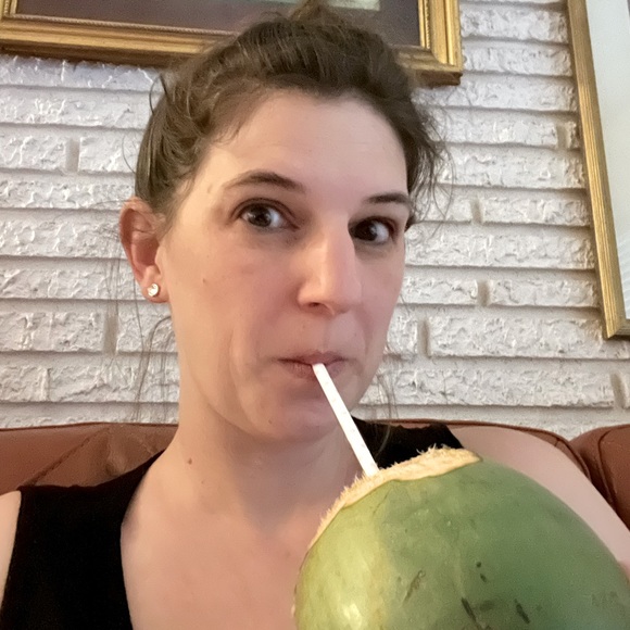 Meet your Posher, Darah - Picture 1 of 1